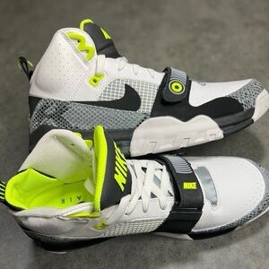 Nike Air Max Bo Jax White/Black-Volt-Light Magnet